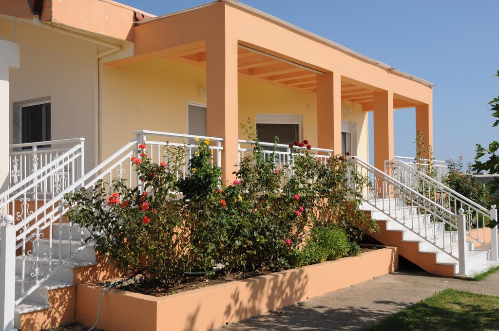 Villa Elaia Mare Fanárion 外观 照片